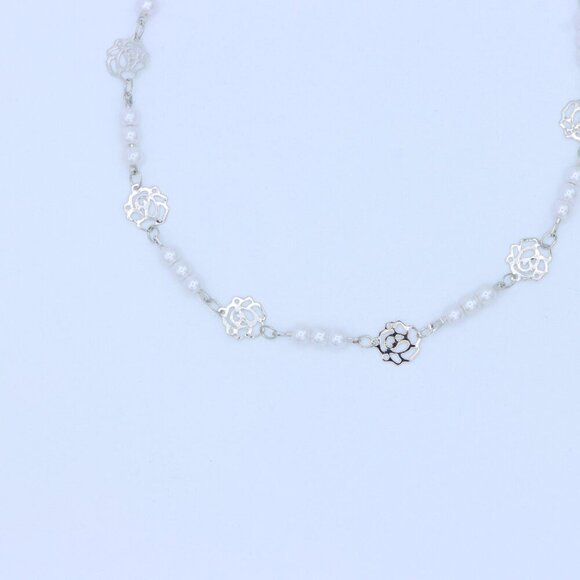 Delicate & Contemporary Necklace Chain, A Lovely Choice for Women, EVCH1744 - Picture 10 of 10